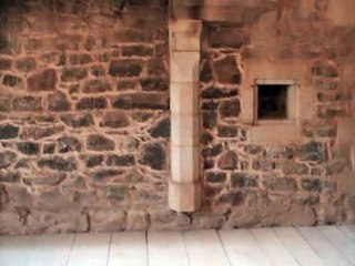 Guédelon-2009-Chambre (2)