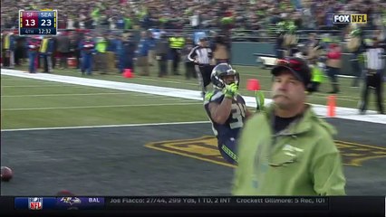 2015 - Seahawks Thomas Rawls runs in another TD