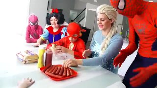 Trapped inside a giant balloon! Funny disney princess prank vs Spiderman and Frozen Elsa and Anna