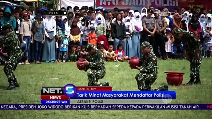 Download Video: Tim Brimob Polda Yogyakarta Berhasil Bekuk Teroris serta Bom Rakitan dihadapan Para Warga - NET5