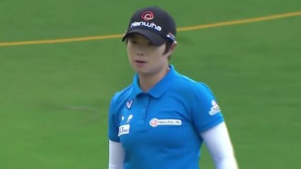 지은희, 8년 만에 우승 기회...6타 차 단독 선두 / YTN