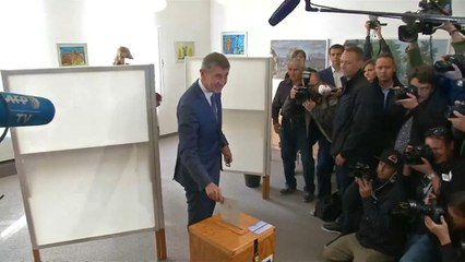 Εκλογές με φαβορί τον «Τραμπ της Τσεχίας»