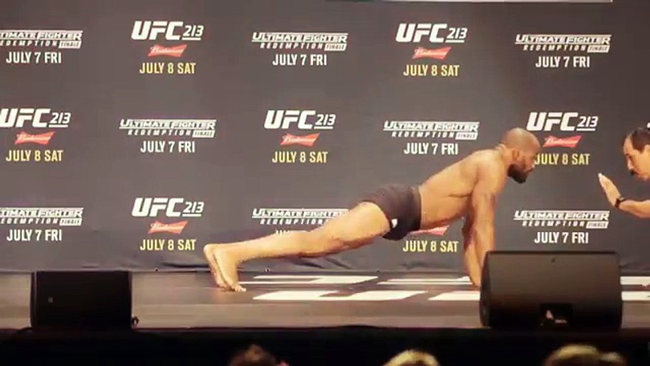 Yoel Romero doesnt look like a 40 year old | UFC 213