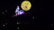 Katy Perry coincée dans les airs après un problème technique en plein concert