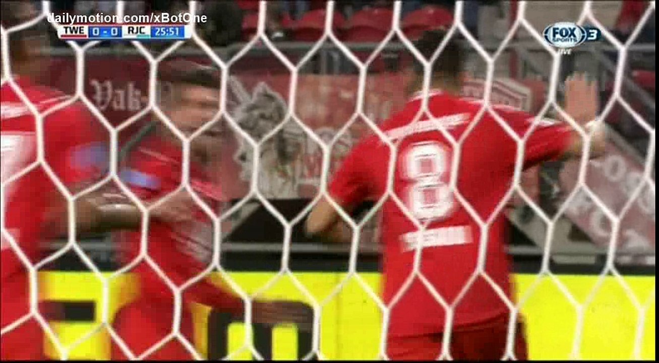 Oussama Assaidi penalty Goal HD - Twente 1 - 0 Roda - 21.10.2017