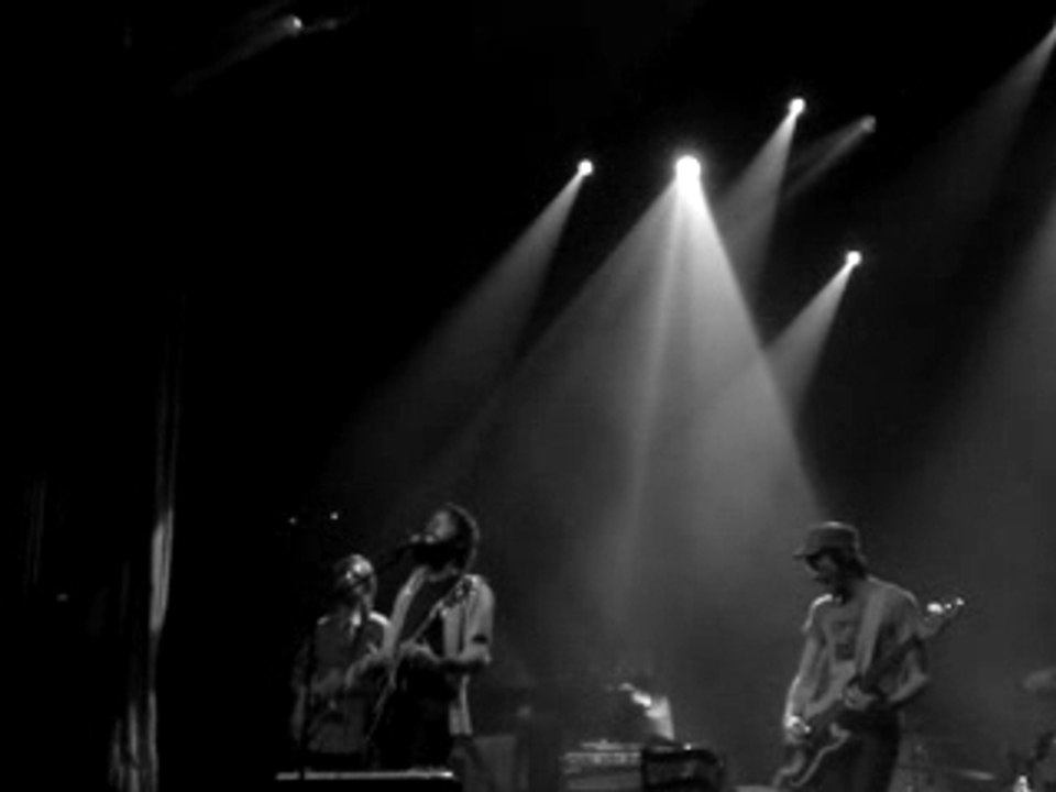 10 Band Of Horses - Wicked Gil