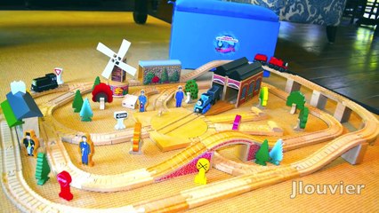 Thomas The Tank Rare 100 Piece Set Wooden Railway Toy Train By Learning Curve