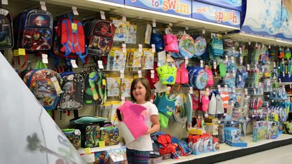 SLOTH SHOPPING DRAMA IN TOYS R US | Sedona Fun Kids TV