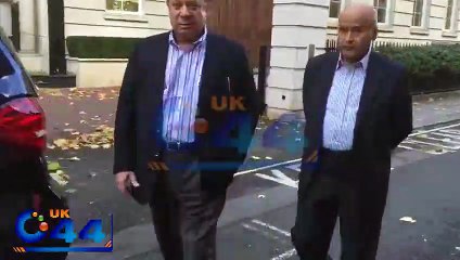 See What Nawaz Sharif Said To Reporter Outside London Flat