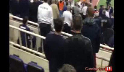 Hırvatistan'da olaylı derbi...  Yöneticiler gözaltına alındı