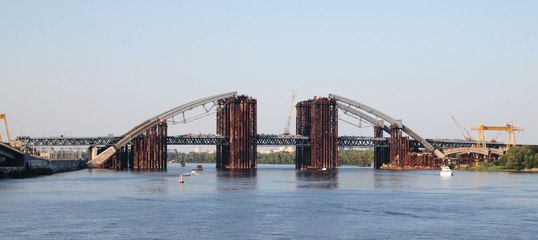 how the bridges are constructed in sea