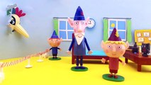 The Woodpecker & Funny Chaos Ben & Hollys Little Kingdom Stop Motion Animation 3D Charers Fig