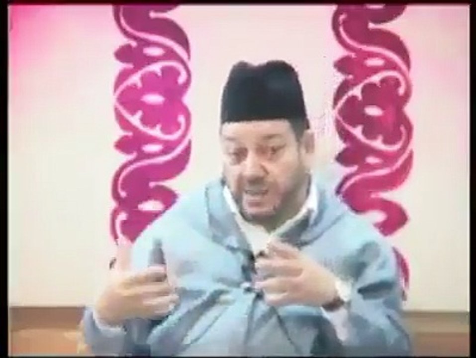 الدكتور مصطفى بنحمزة لأئمة المساجد: سيأتي يوم لا تسألون إلا عن كيفية إخراج النجاسة من بطون الموتى. والله مقطع يستحق عليه