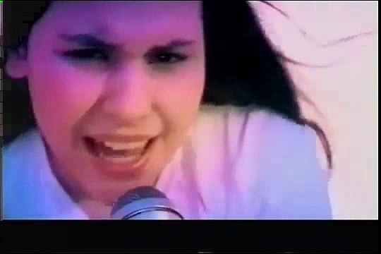 Clip de la chanson Jardin secret , interprétée par Anahy - 2003