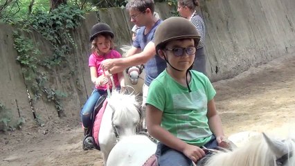 ADRIEN ET MARIE PONEY 3ème partie