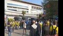 Fenerbahçeli taraftarlar, Türk Telekom Stadı'na doğru yola çıktı