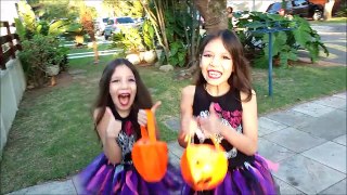 PEDINDO DOCES NO HALLOWEEN - GOSTOSURAS OU TRAVESSURAS?