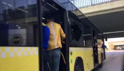 Derbi Maça Giden F.bahçe Taraftarı Otobüsün Camlarını Kırdı