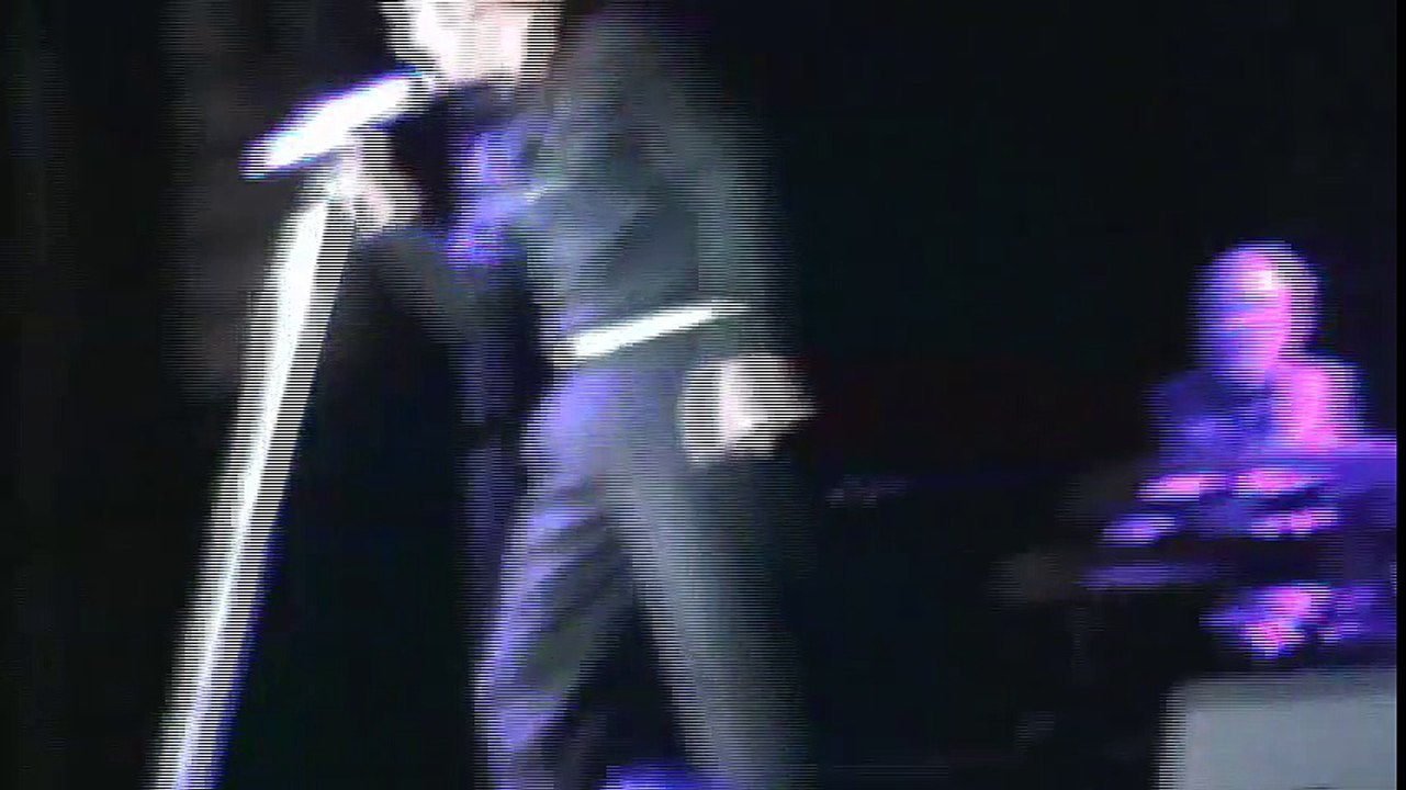 Dean Z sings 'Jailhouse Rock' Lake George 2016