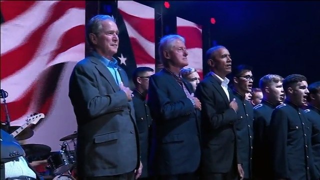 Cinq anciens présidents américains se retrouvent à un concert