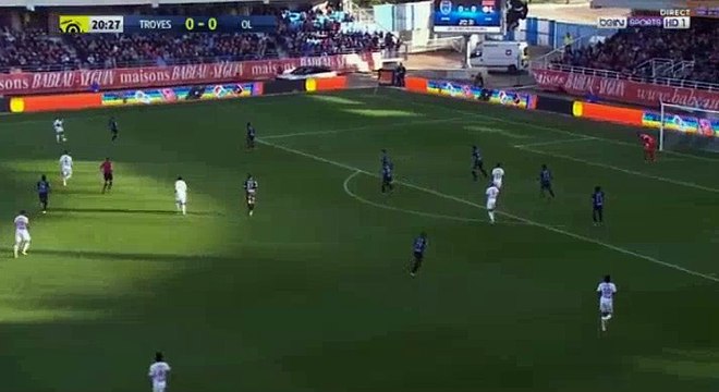 Bertrand Traore Goal HD - Troyes	0-1	Lyon 22.10.2017