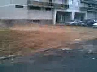 IMMEUBLE VIERZON PELLETEUSE BRULER