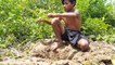 Wow! Amazing Smart Little Boy Catch Big Snakes Using Deep Hole Trap (Part 3)