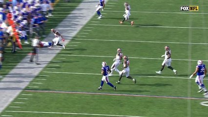 Andre Holmes somehow stays in bounds, makes falling catch
