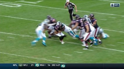 Kyle Love swarms Mitchell Trubisky for sack