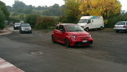 3° annuale Raduno Italian Racing Club - Passaggio auto verso la pista