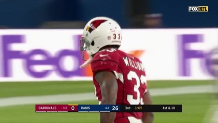 Williams runs sharp route on 25-yard reception