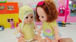 Baby Doll Eating Food Pee Diaper Potty Training and Baby Alive Toys Video 똘똘이 쉬하는 아기 인형 놀이 뽀로로 장난감