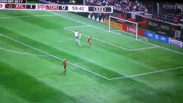 Sebastian Giovinco Drinks A Beer That Was Thrown At Altidore vs Atlanta!