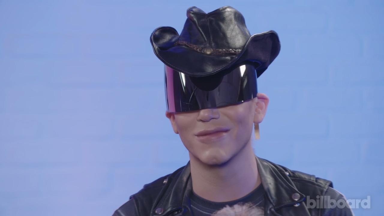 Sharon Needles Loves Disco