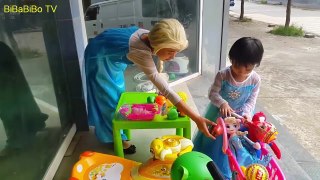 Elsa Baby Going To Shopping W/ Spiderman & Elsa vs Witch & Joker