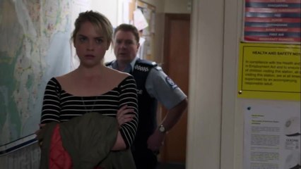 "800 Words Season 3 Episode 8" ,  FINALE Episode