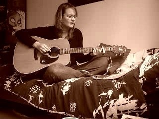 Reprise Behind blue eyes