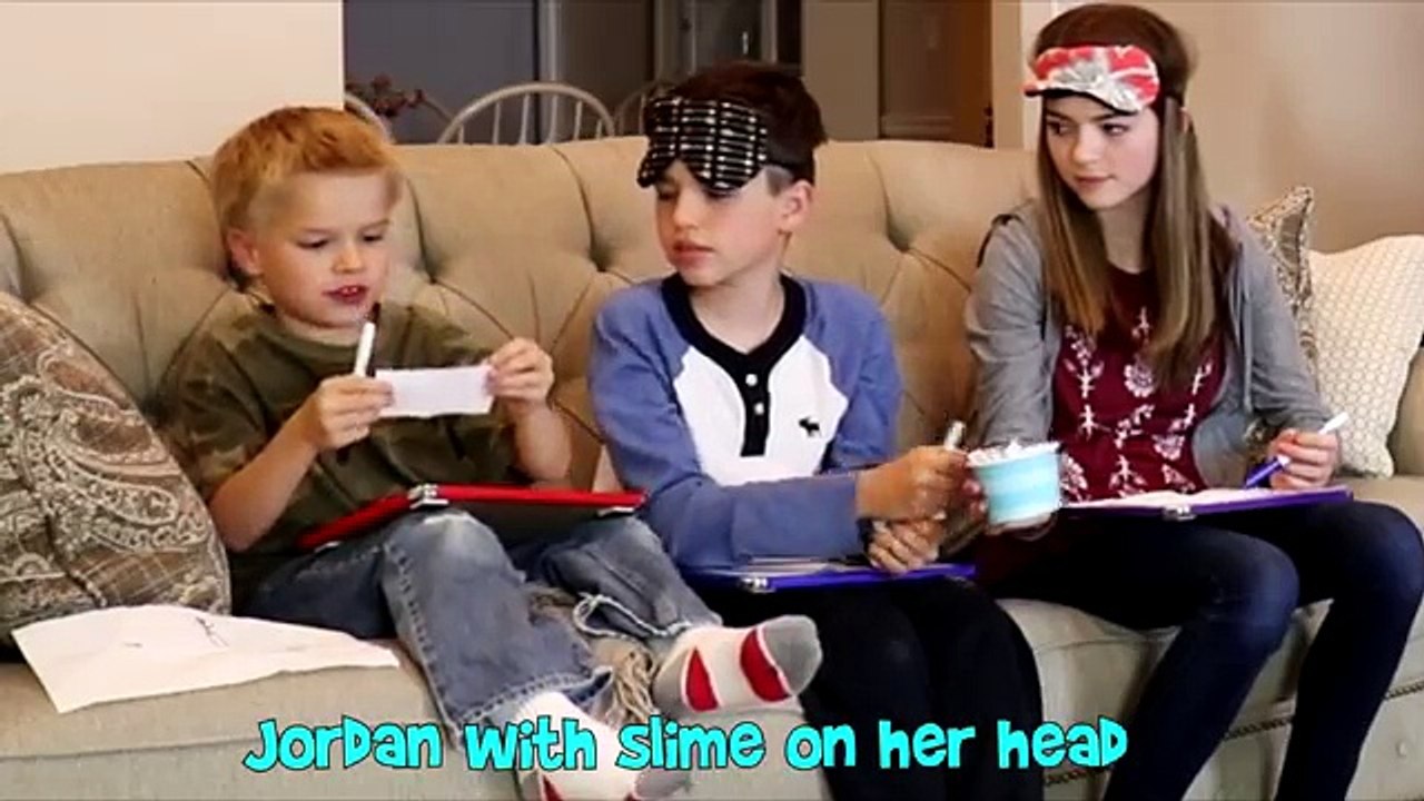 BLINDFOLDED DRAWING CHALLENGE / That YouTub3 Family