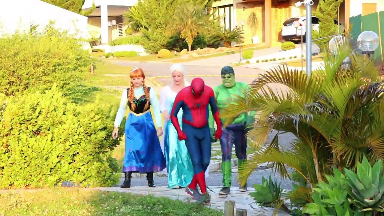 Spiderman Frozen Elsa vs GIANT HAND - w/ Anna, Hulk, Joker - Funny Superhero In Real Life IRL