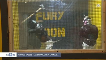 Une "fury room" ouvre à Paris pour lâcher ses nerfs et c'est... original ! Regardez