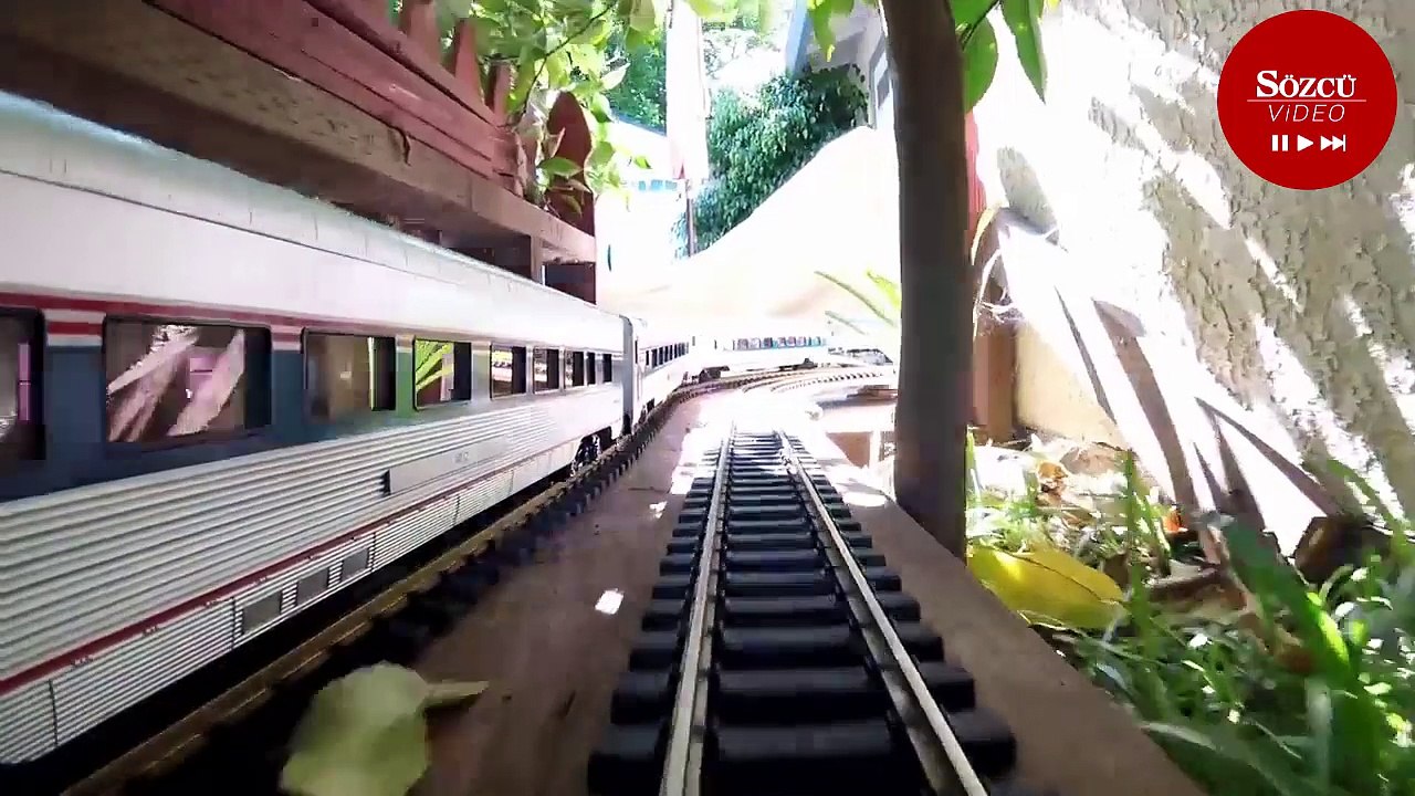 Devasa model tren yolu