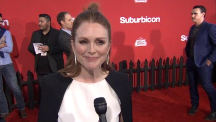 Julianne Moore Throws In A Little Message At 'Suburbicon' Premiere