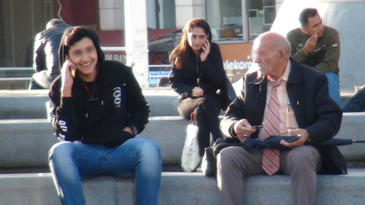 Polis, Taksim'de Genç Erkeklere Birliktelik Teklif Eden Yaşlı Adamın Peşine Düştü