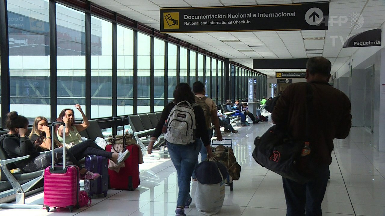 Futuristische Schlafboxen für müde Flugreisende