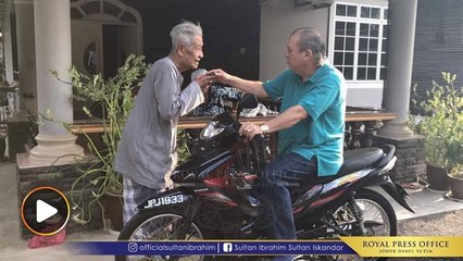Sultan Johor ketepi protokol dekati rakyat