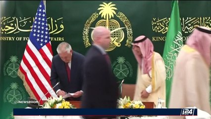 Rex Tillerson en visite dans le Golfe Persique