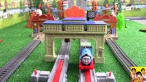 NEW THE BIGGEST! THOMAS AND FRIENDS THE GREAT RACE #113 |Trackmaster Trains |Kids Playing Toy Trains