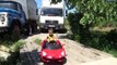 Bad Baby Отбуксировал Машину Little Driver on Power Wheels TOWING DADs truck CAR Щенячий Патруль