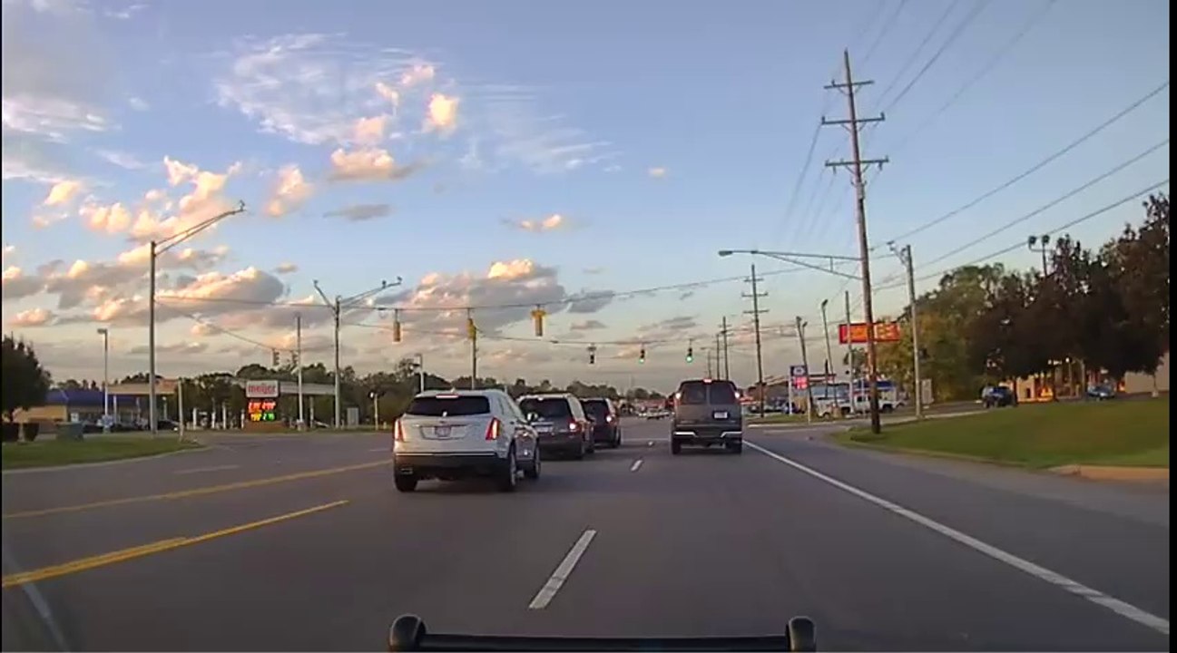 Il vole une ambulance et provoque une incroyable course poursuite