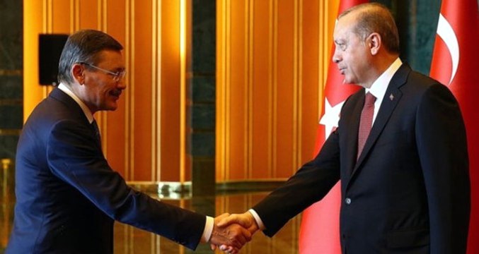Melih Gökçek Cumhurbaşkanı Erdoğan'la Görüşmek Üzere Beştepe'ye Çıktı